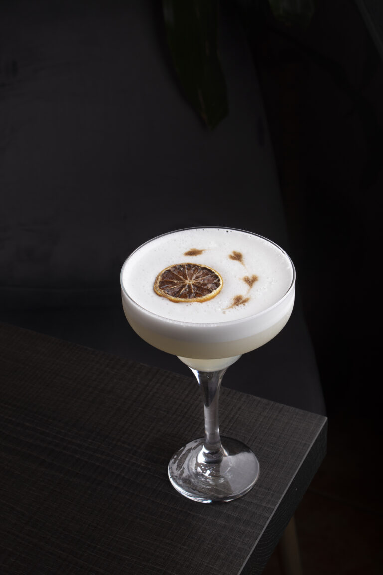 Pisco sour en Misky Hallpa
